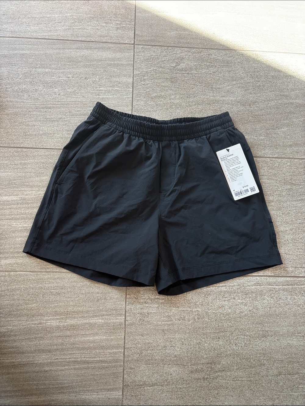 Lululemon Men's Black Stretch Ripstop Shorts 5”